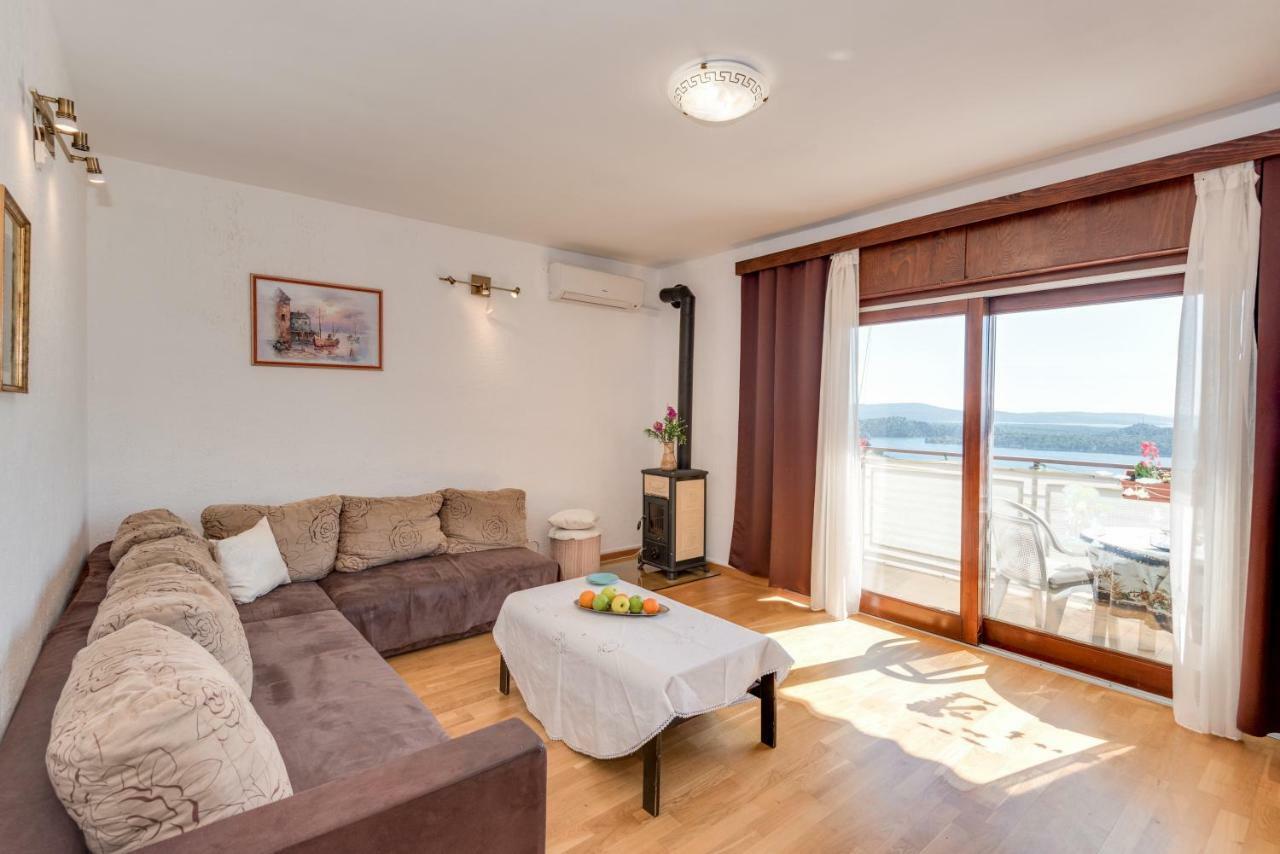 Lara Apartment Шибеник Экстерьер фото